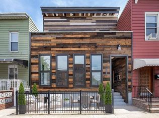 2533 21st St, Astoria, NY 11102