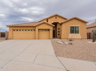 7401 S Willow Bay Dr, Tucson, AZ 85757