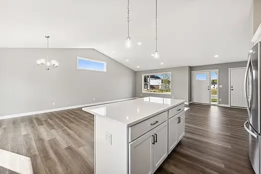 524 Rambling Creek Dr SE — Photo 4