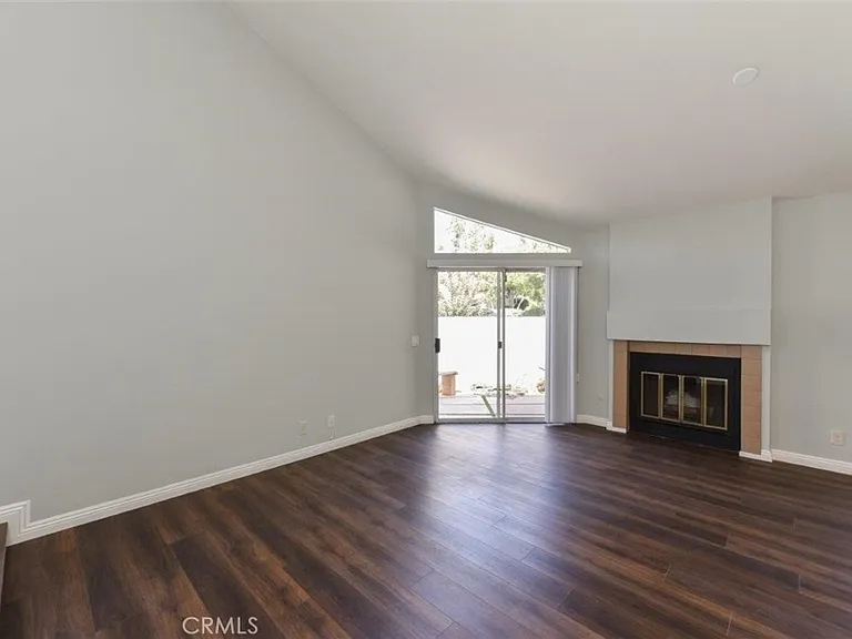 391 Stanford Ct #1 — Photo 7