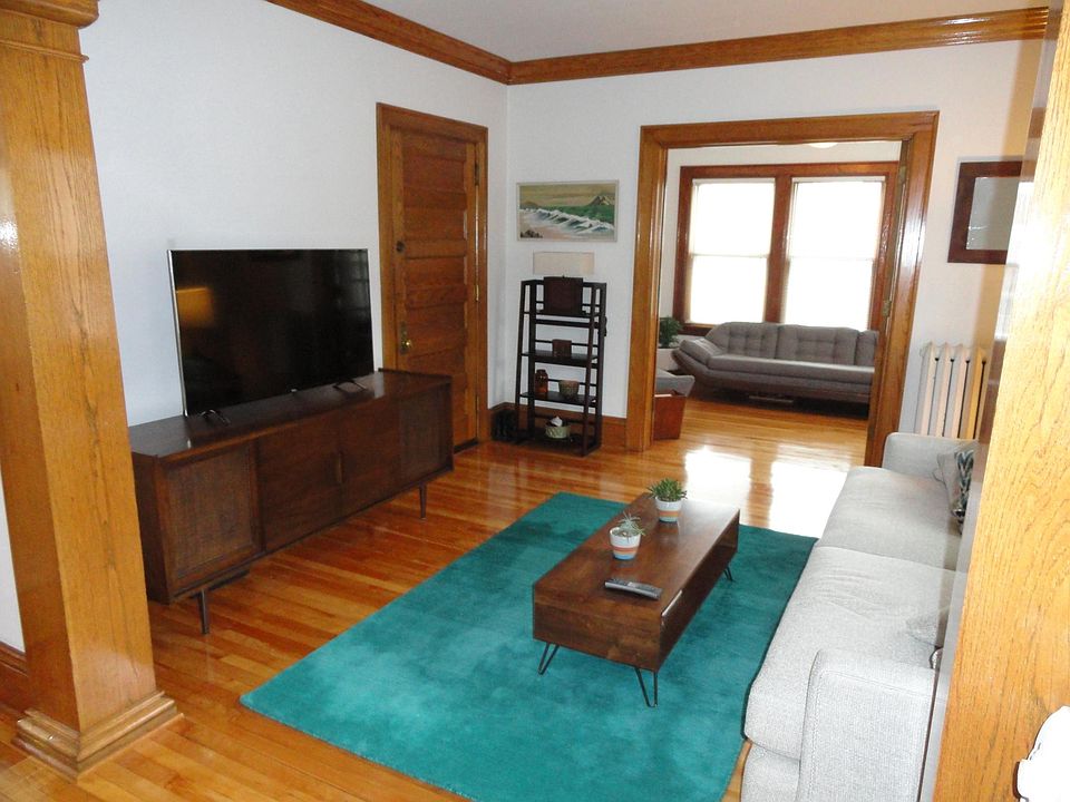 1st image of 3221 Emerson Ave S #2