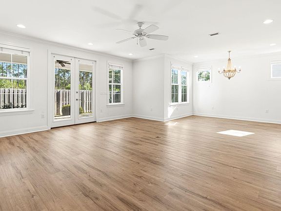 2nd image of 189 Windrow Way