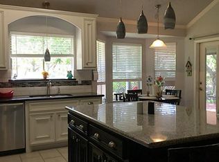 2742 N Larkspur Cir, Pearland, TX 77584