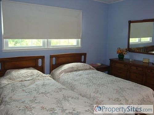4th image of 2678 Hycinth St