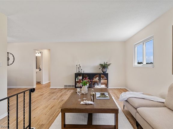 5th image of 697 Ocean Ave