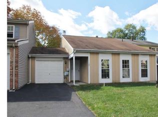 147 Commonwealth Dr, Newtown, PA 18940