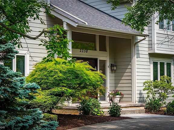 3rd image of 2258 Orchard Way
