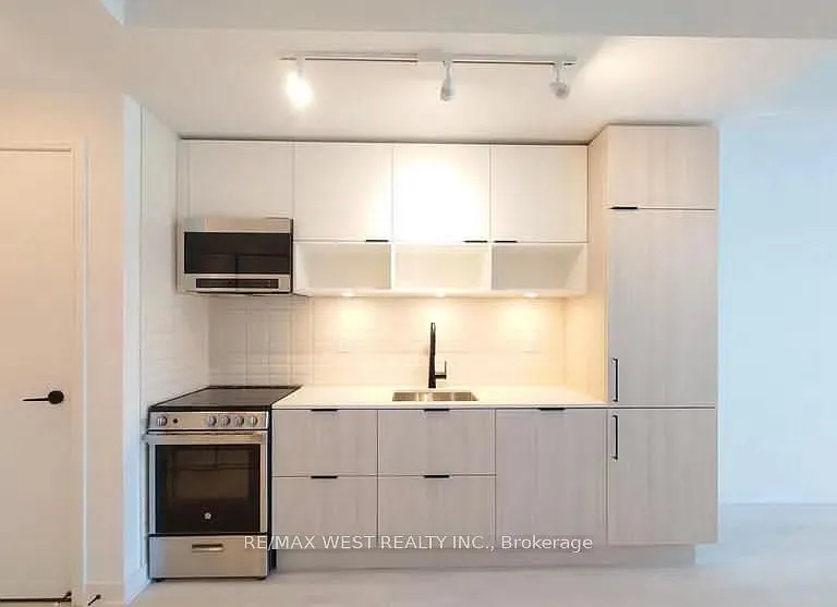 35 Rolling Mills Rd #502 — Photo 10