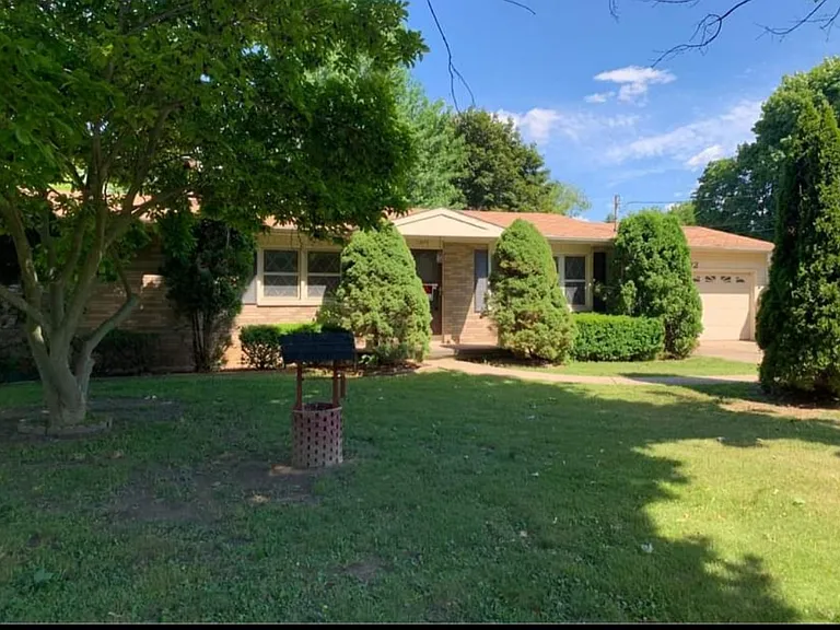 1872 Osaukie Rd — Photo 1