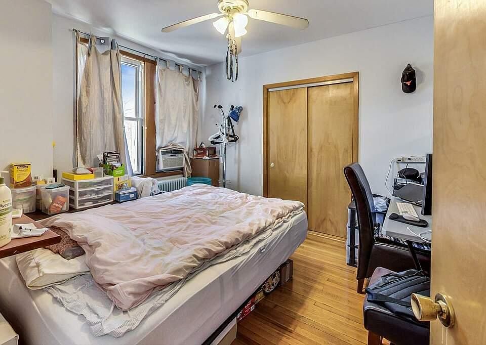 1st image of 260 Lake St #266-2M