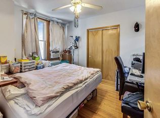 260 Lake St #266-2M, Oak Park, IL 60302