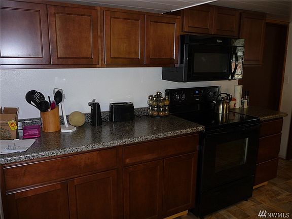 Brand new kitchen counters, cabinets and floor-   2016 