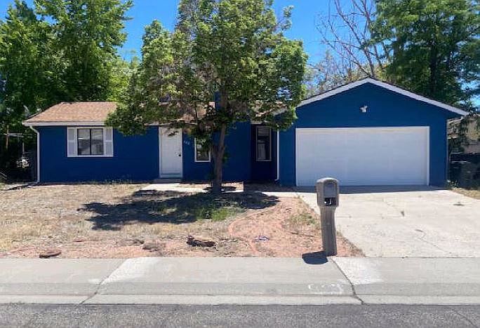 1st image of 620 Arapahoe Way