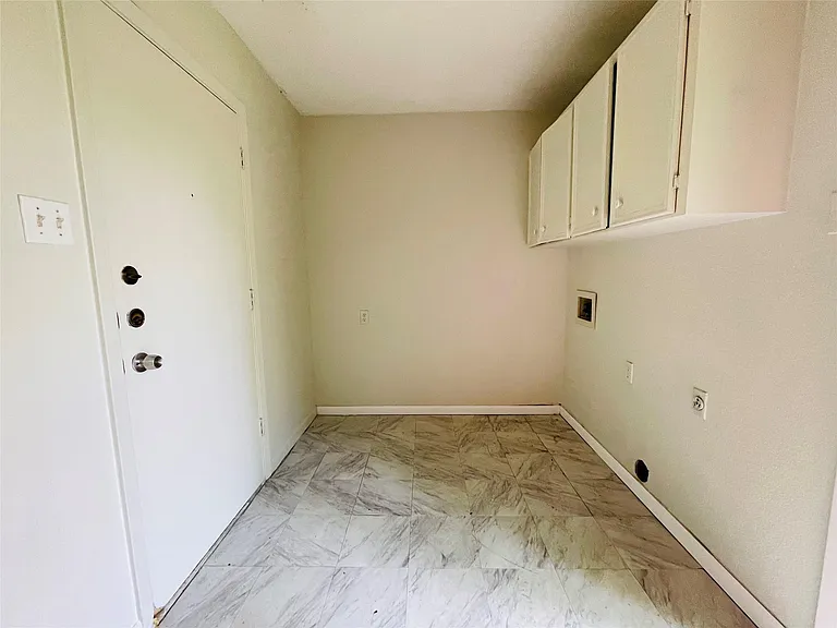 7402 Geneva Dr #B — Photo 14