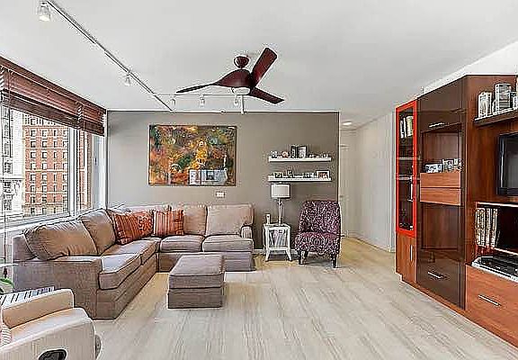 3rd image of 2373 Broadway #621A