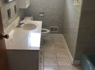 4636 Locust Ave, Glenview, IL 60025