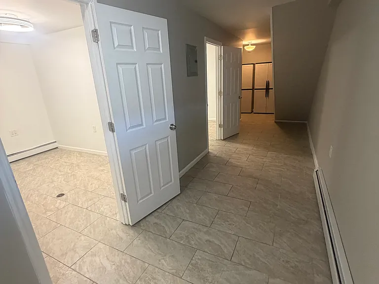 Springfield Ln — Photo 8
