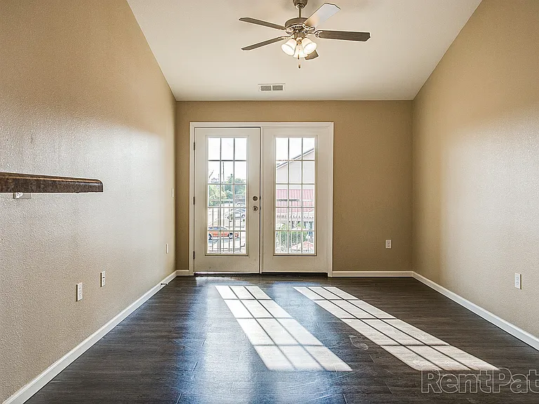 Terrace Green Apartments — Photo 14
