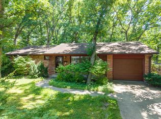 1906 Dartmouth, Columbia, MO 65203