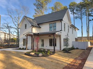 866 Nottingham Dr, Avondale Estates, GA 30002