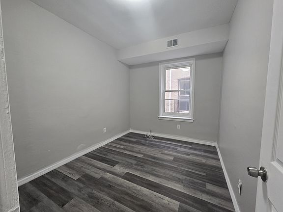 4th image of 411 N 5th St #22C