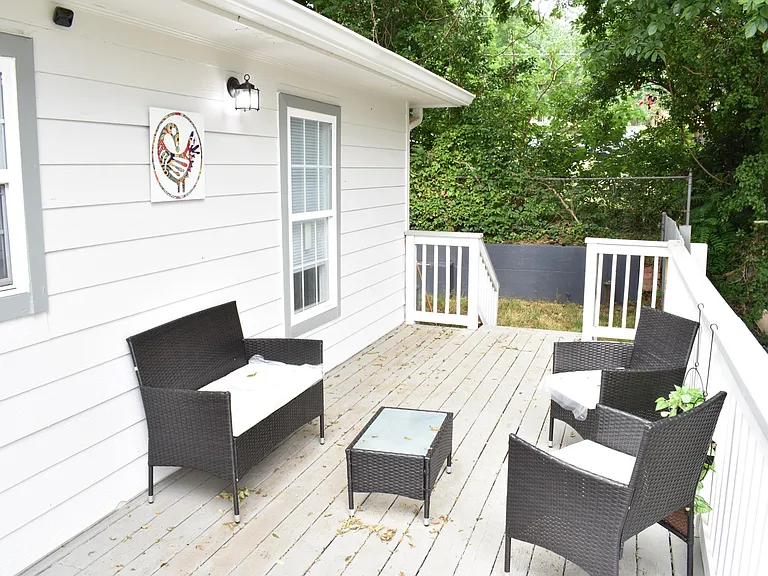 155 Lawshe St SW — Photo 35