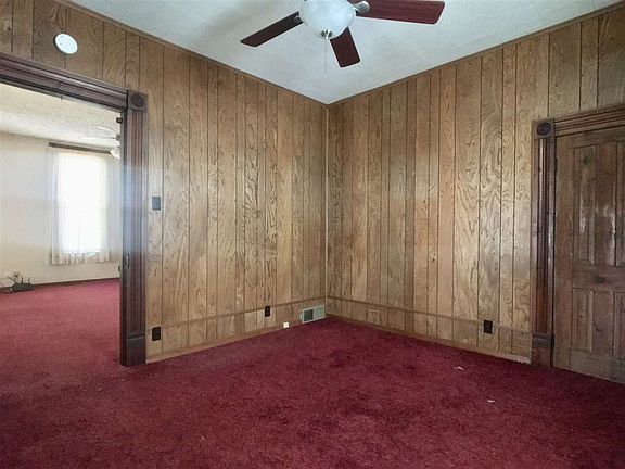 4th image of 1611 C Ave