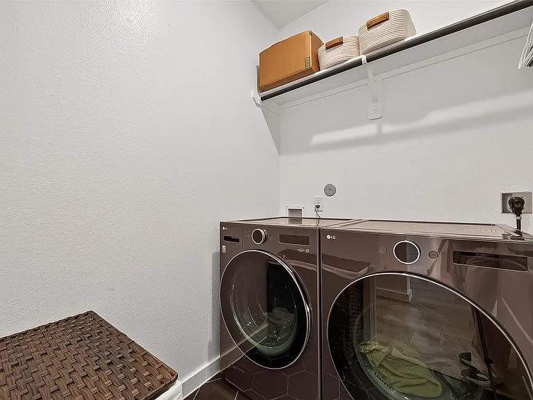 29746 Bur Creek Ln — Photo 26