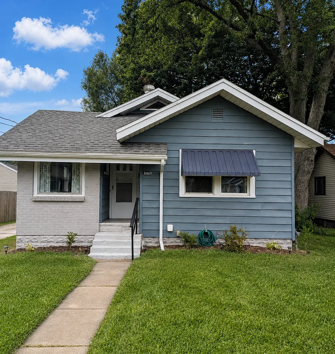 2 bed, 1.0 bath, 880 sqft, $2,200 — Photo 1