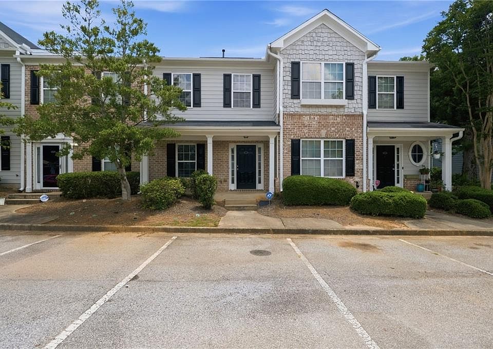 1st image of 585 McWilliams Rd SE Unit 2702