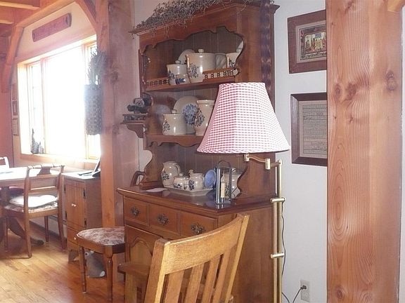 4th image of 6113 Crystal Ave