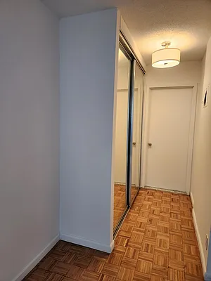 Rented by R New York | media 5