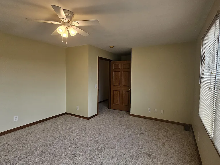 1383 Bergamont St — Photo 17