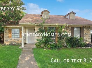 7285 Pineberry Rd, Dallas, TX 75249