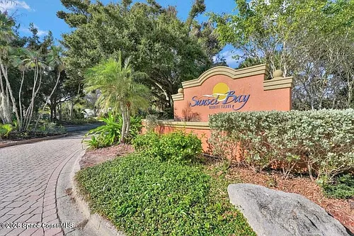 225 S Tropical Trl Photo 1