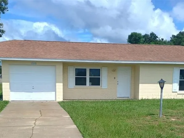 13332 Grand Terrace Dr, Grand Island, FL 32735