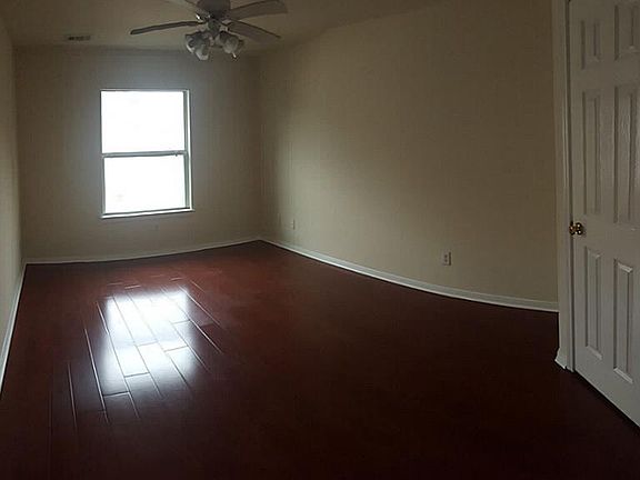 5th image of 24122 Northshire Ln