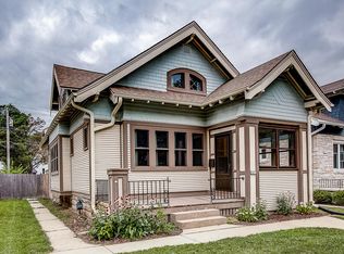 2455 N 47th St, Milwaukee, WI 53210