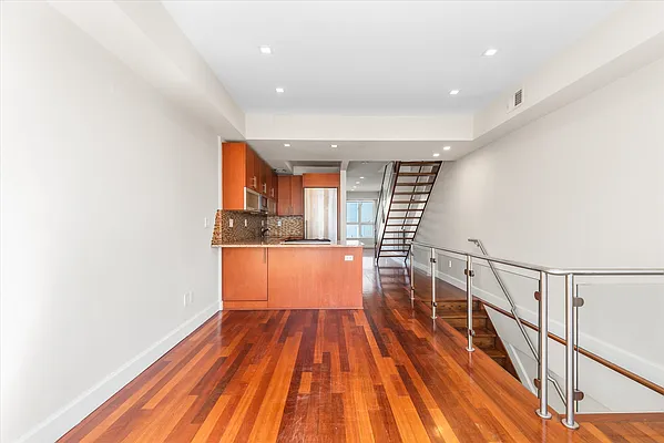 Sold by High Class Realty SB LLC | media 5