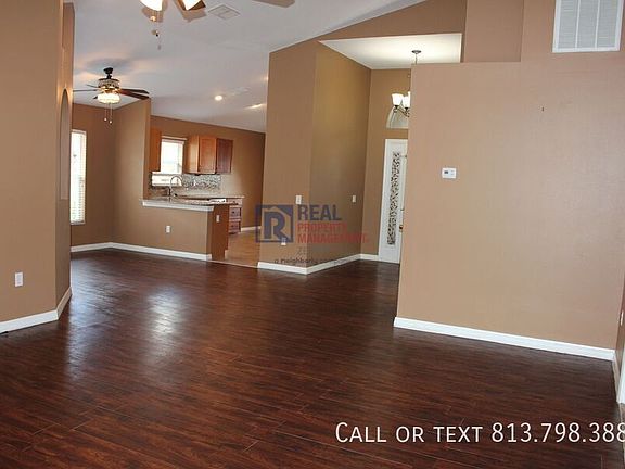 3rd image of 7302 Parkersburg Dr