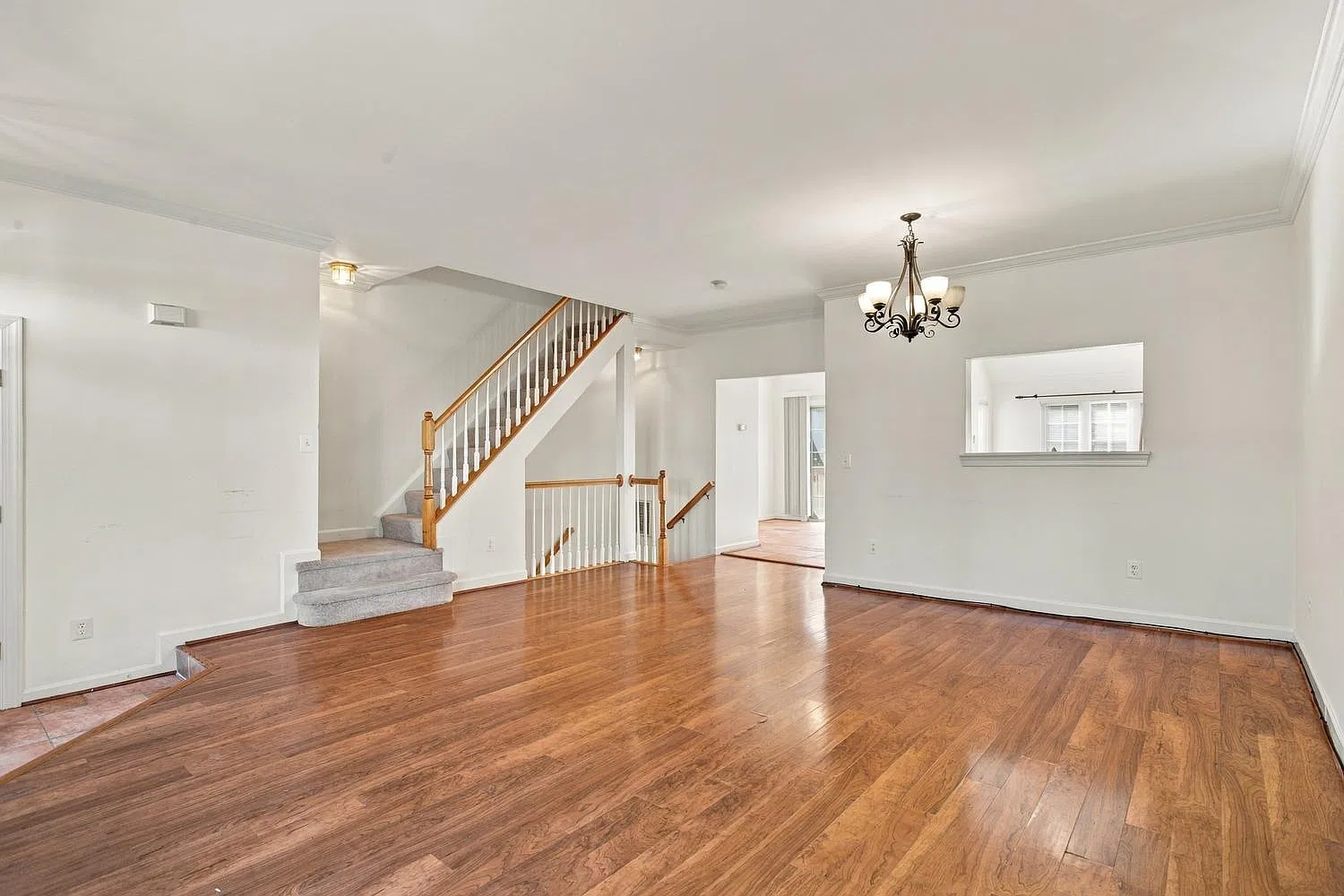 3 bed, 1716 sqft, $2,750 — Photo 4