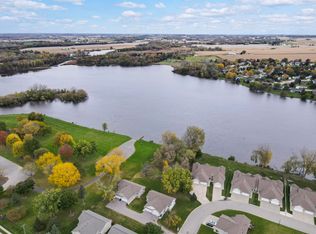 922-932 Waters Edge Ct, Marshall, WI 53559