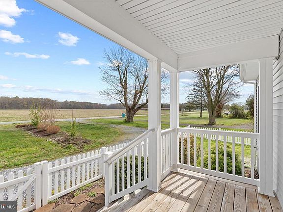 4th image of 9162 Peerless Rd