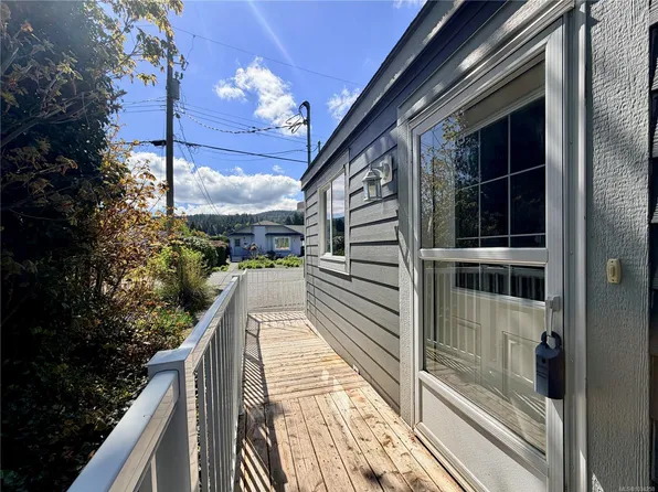 1322 Birchwood Rd, Ladysmith, BC V9G 1R5