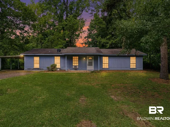 203 Bradley Ave, Bay Minette, AL 36507