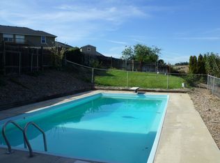 5 N 13th St, Selah, WA 98942