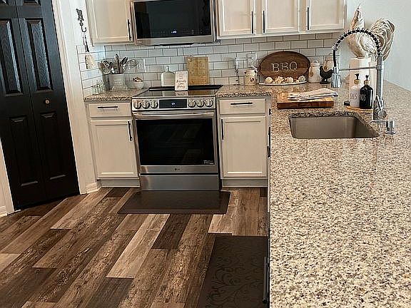 4th image of 1777 Van Allen Cir