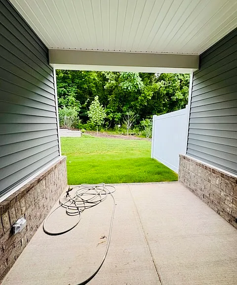 1674 Manuka Ln — Photo 11