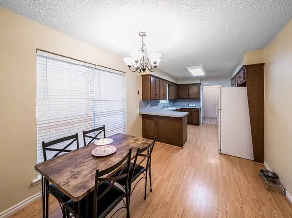 4006 W 15th Ave, Stillwater, OK 74074