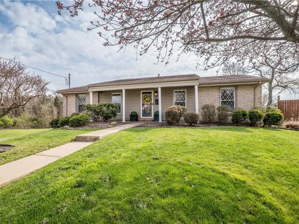 138 Homeridge Ln, Homestead, PA 15120